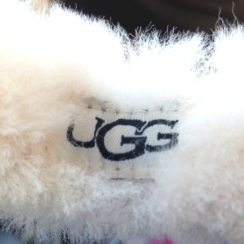 Gorgeous! ⚜️UGG⚜️ Cream and Tan Sheepskin Earmuffs - Picture 9 of 11
